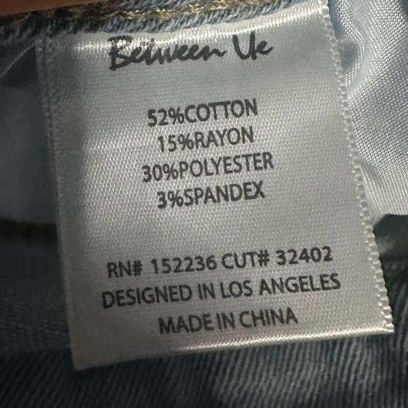 Blue Jeans - Picture 7 of 7